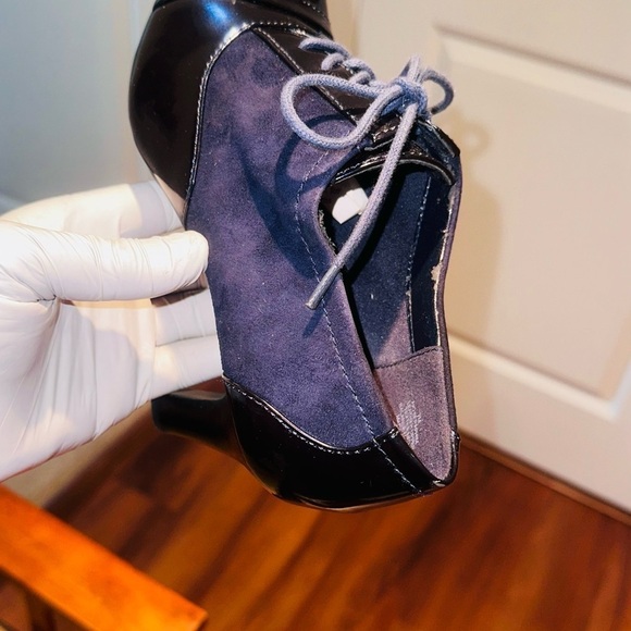 Anne Klein iFlex Suede Patient Leather Shoes. - Picture 8 of 14